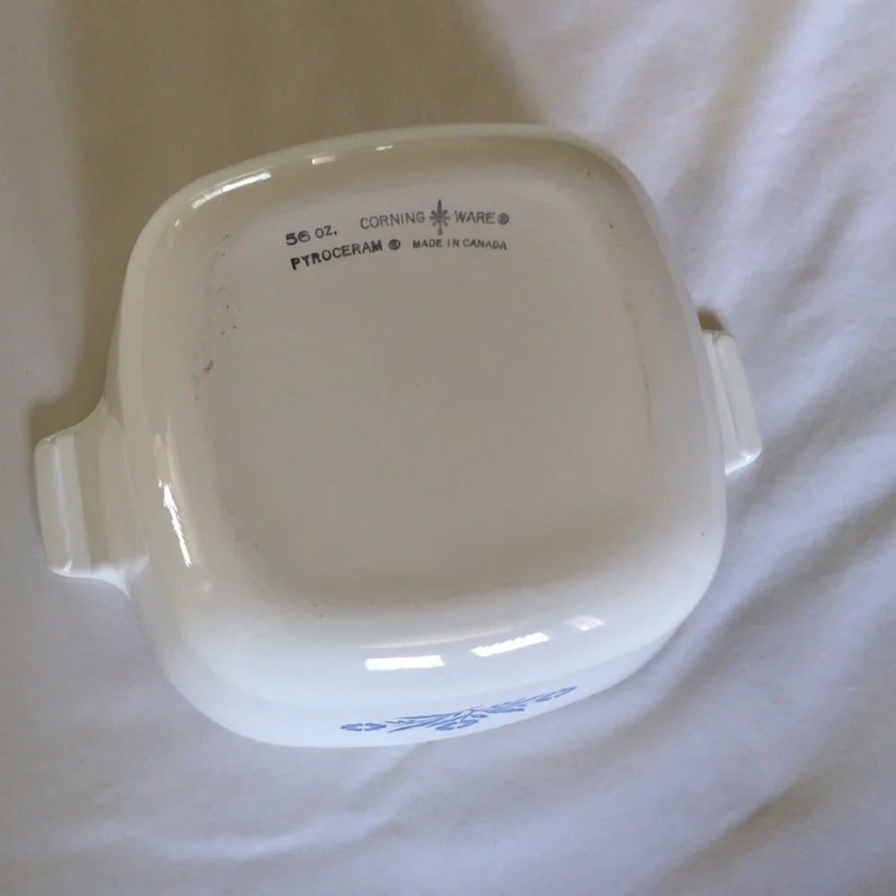 Vintage Corning Ware Cornflower dish 56 oz 1960’s